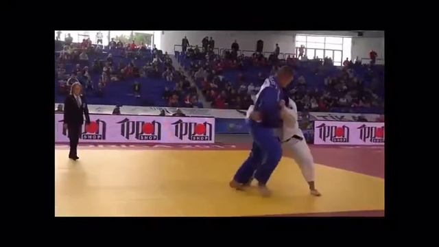 Мой троюродный брат сделал крутой бросок через голову смотреть онлайн