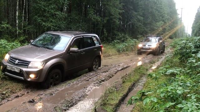Рассказ о том, как ездили к скалам на Toyota Fortuner в дружной компании! смотреть онлайн