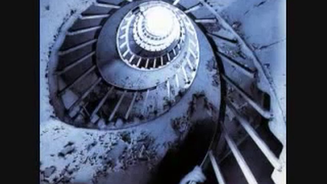 Bauhaus // Poison Pen смотреть онлайн