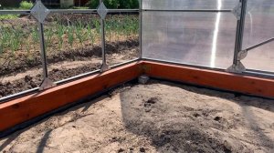 УСТАНОВКА ТЕПЛИЦЫ СВОИМИ РУКАМИ НА ДЕРЕВЯННЫЙ ФУНДАМЕНТ