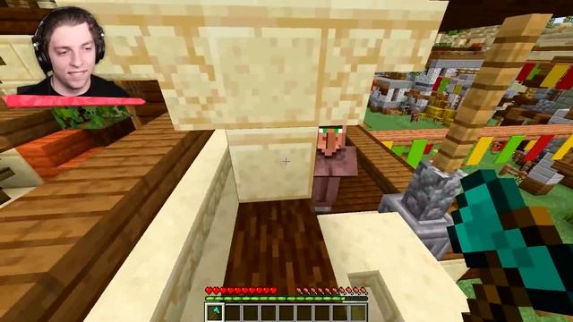 Hide & Seek With SHAPESHIFTING! (Minecraft) смотреть онлайн