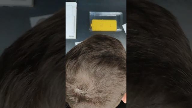 Наклейка защитного стекла смотреть онлайн