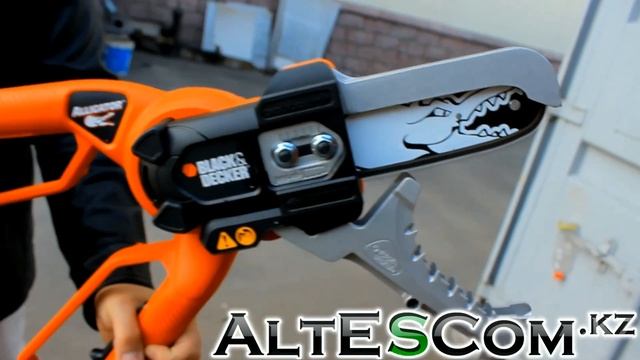 Электрический сучкорез BLACK&DECKER Aligator GK1000 смотреть онлайн