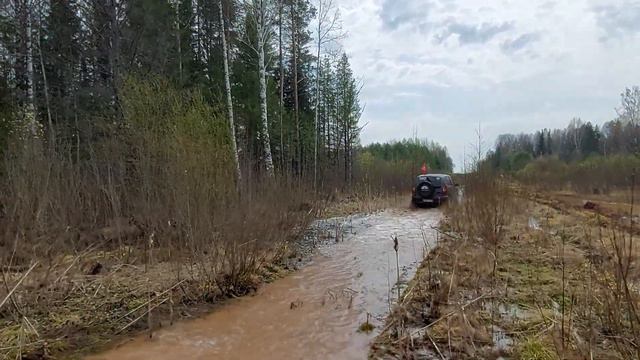 Мир!Труд!Май!Грязь! - 2023. Утопили нивы и газик. 1 часть. смотреть онлайн
