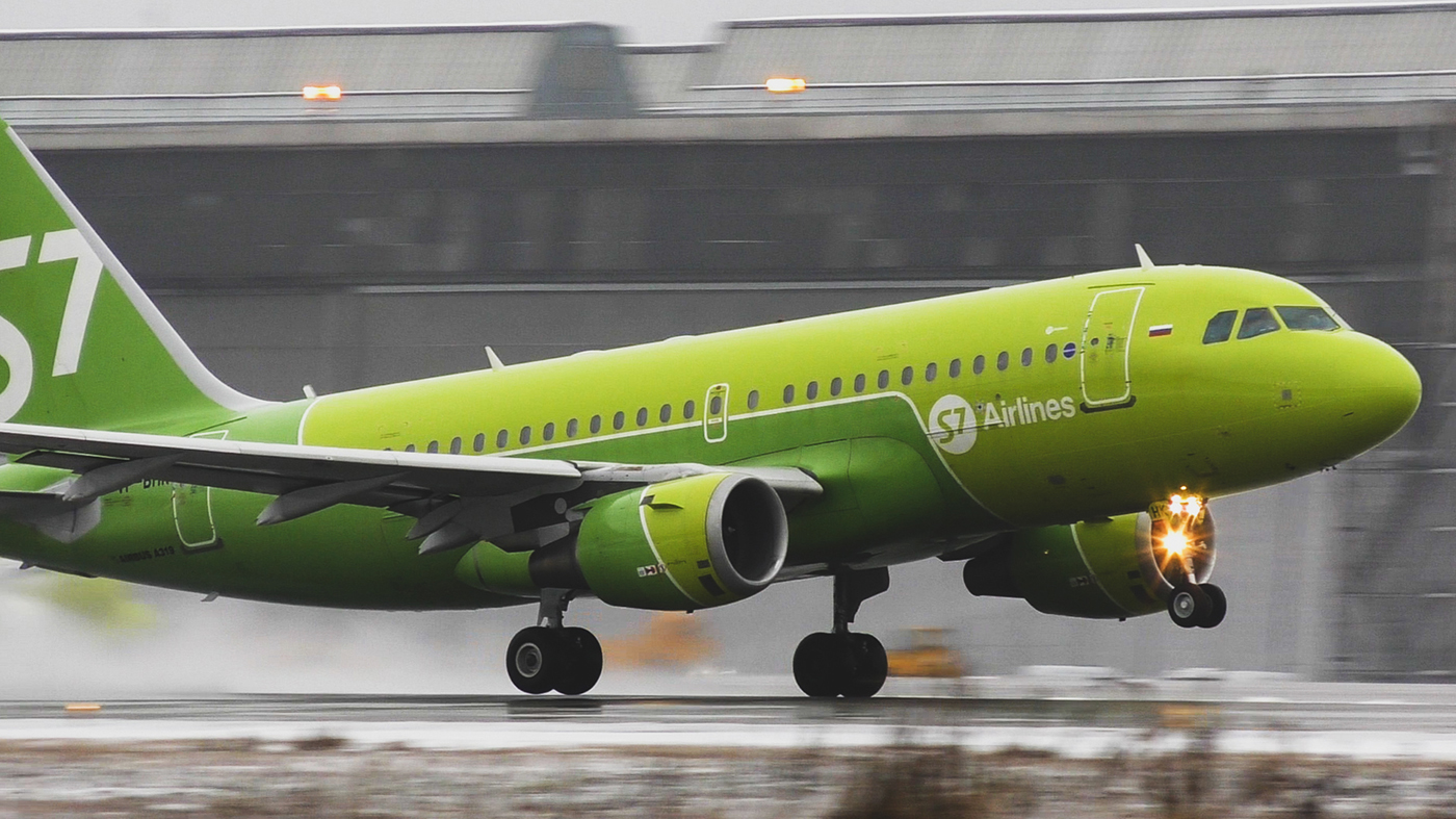 ПОТРЯСАЮЩИЙ ЗВУК ВЗЛЕТАЮЩИХ САМОЛЕТОВ | споттинг в Домодедово смотреть онлайн