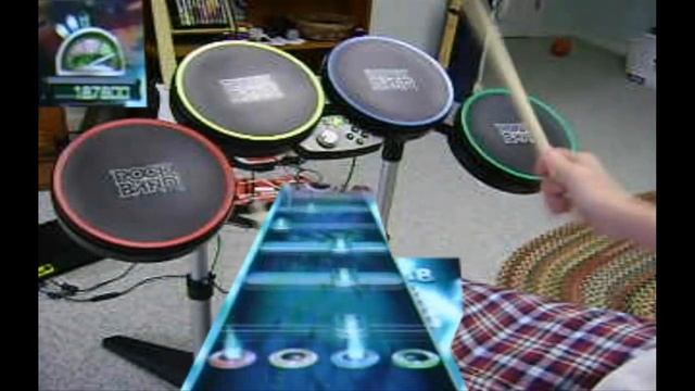 Guitar Hero World Tour- The One I Love Drums FC 100% Expert смотреть онлайн