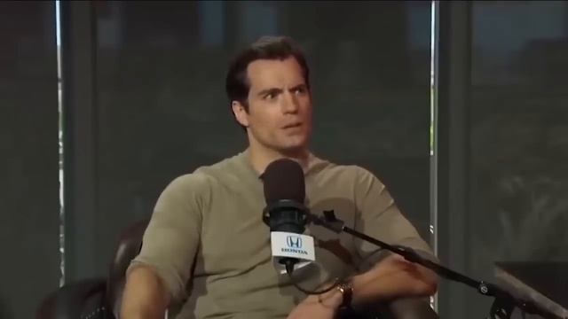 Лютый стыд! Нетфликс и авторы Ведьмака решили отомстить зрителям и унизить Генри Кавилла и Геральта смотреть онлайн