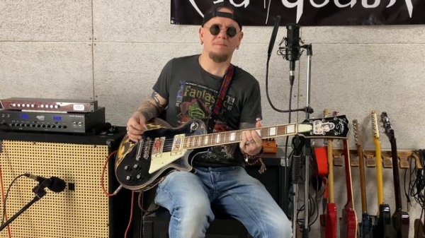 Обзор на гитару Jolana Diamant