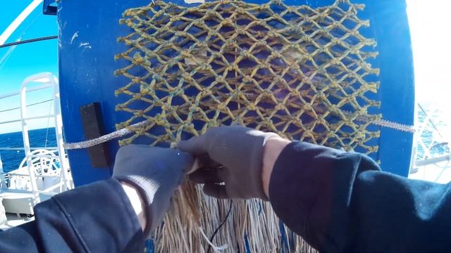 Плетем коврик своими руками в морских условиях смотреть онлайн