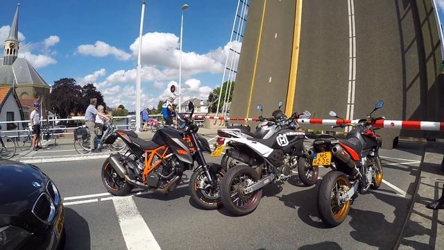 WOLFPACK #3 - KTM 1290 Superduke R, Husqvarna 610, Aprilia Pegaso 650, Aprilia Pegaso Cube 650 смотреть онлайн