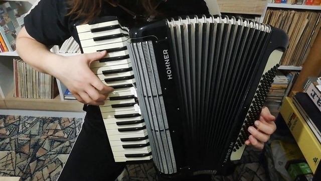 Acordeon Hohner /Tango IM de vânzare 96 de bași смотреть онлайн