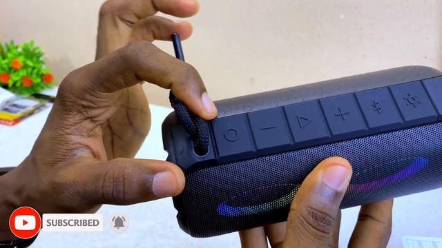 Oraimo Rover Bluetooth Speaker Unboxing And First Looks смотреть онлайн