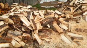 Как грузить дрова - колотые или чурками?