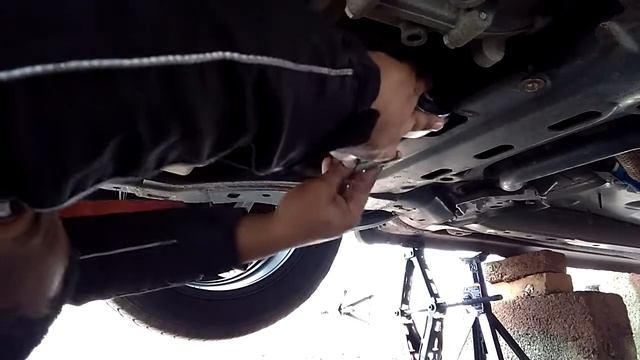 2010 - 2012 ford fusion 4 cylinder 2.5l Engine torque strut mount / rear engine mount replacement смотреть онлайн