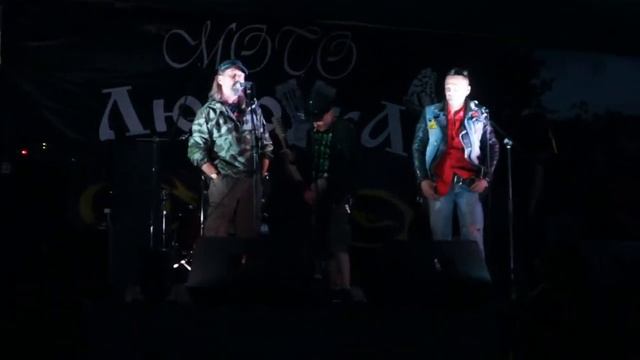 Дичайшая встреча Чиверса, Паука и Беркута на Мотолюбовке например смотреть онлайн