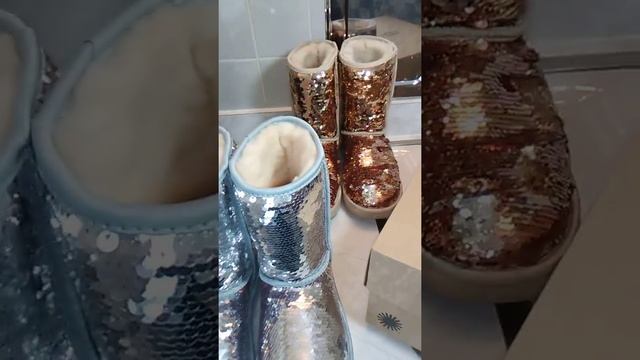 Classic Sequins Ugg Boots (Part 4)#uggs #style #fashion #fashionista #ugg смотреть онлайн