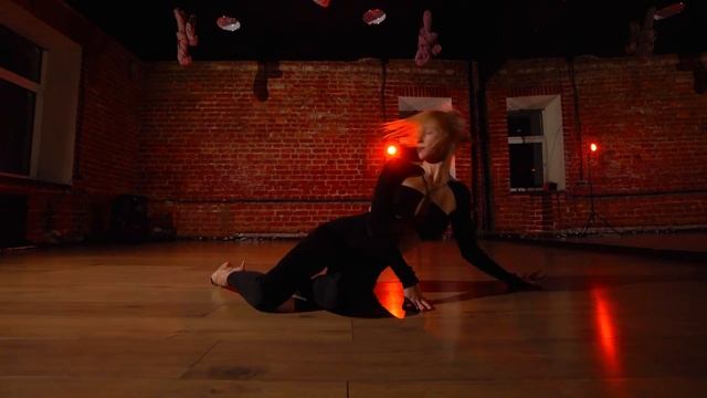 MARKOVA KRISTINA frame up strip choreo / eroiera - без ума смотреть онлайн