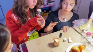 VLOG 31 декабря ПРАЗДНУЕМ НОВЫЙ ГОД 2021 / ПЕРВЫЕ ПОДАРКИ НА НОВЫЙ ГОД