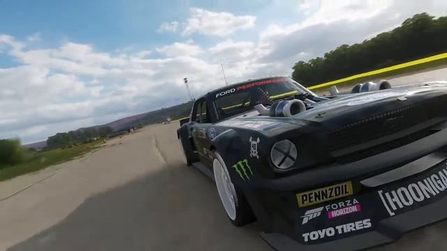 [HOONIGAN] DRIVING LIKE A BOSS: 1965 FORD Mustang/HOONIGAN HUNICORN