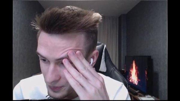 ЗАКВИЕЛЬ ПОТЕРЯЛ AIRPODS || КЛАССНЫЕ МОМЕНТЫ СО СТРИМА ЗАКВИЕЛЯ ( ZAKVIEL )