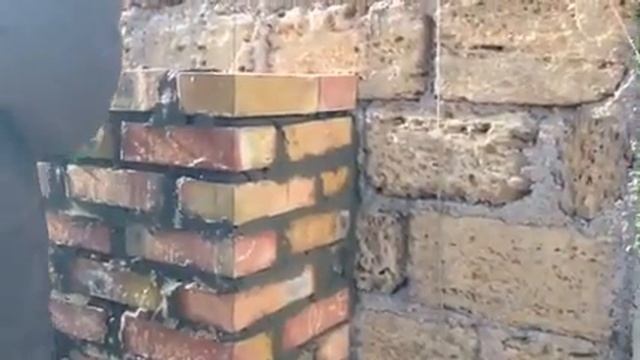 Строительство домов из ракушечника в Севастополе, кладём дымоход из красного кирпича смотреть онлайн