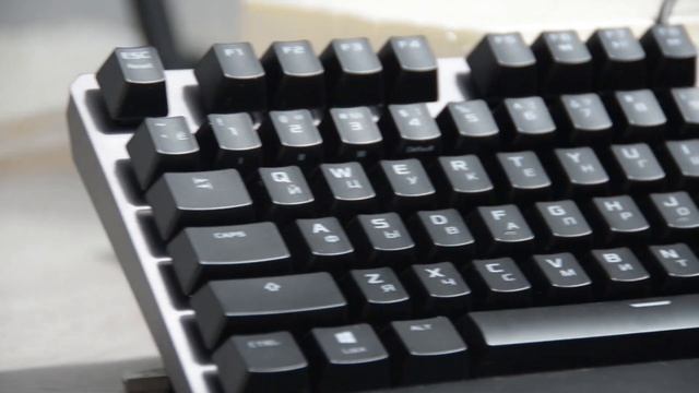 Обзор. Игровая механическая клавиатура Asus Tuf Gaming K7 [2020] смотреть онлайн