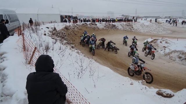 Чкаловсский мотокросс 1й круг смотреть онлайн