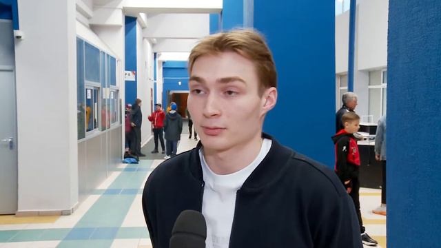 Тюменский чемпион МХЛ Сергей Иванов на несколько дней заглянул в родной город