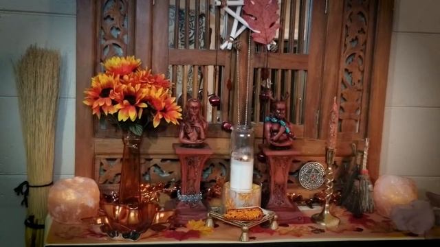 How to tips on setting up a Mabon, Autumn Equinox Altar, step by step смотреть онлайн
