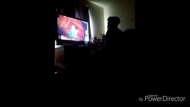 Playing with pookie and watching my brother play a game ? смотреть онлайн