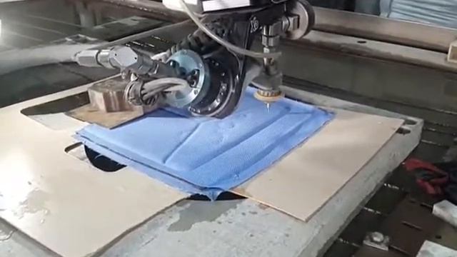 3800 мм мин , войлок ткань 10 мм , FlowWaterJet смотреть онлайн