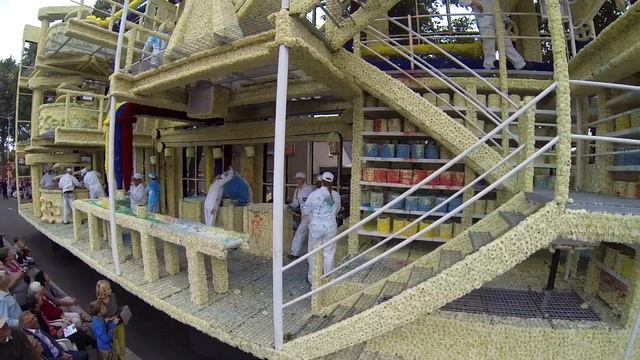 Flower Parade Zundert 2013 смотреть онлайн