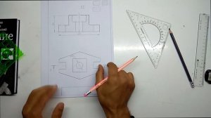 Выполнение фронтального разреза детали на чертеже.