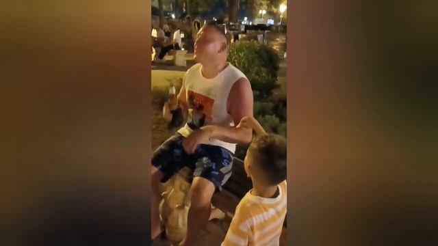 Залетели в Геленджик смотреть онлайн