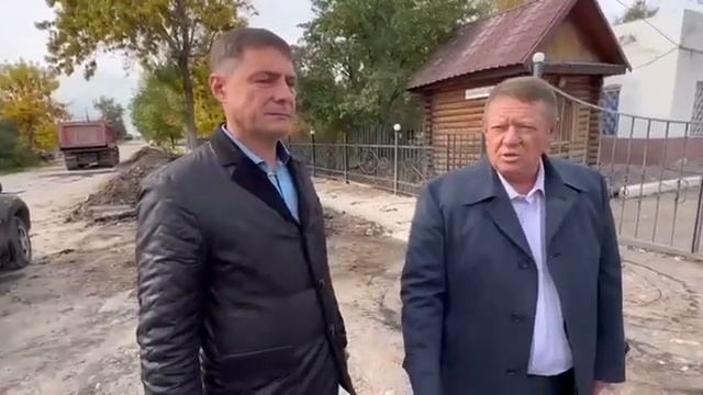 Депутат Госдумы удивился ремонту тротуаров в Вольске смотреть онлайн