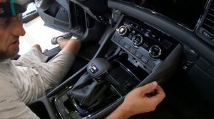 Как снять центральную консоль на Skoda Kodiaq? Детальный разбор!