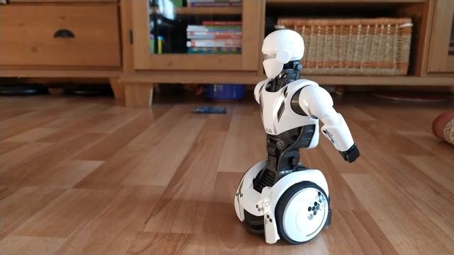 Мой друг робот . Видео для детей . Серия про игрушки ( Новые серии. ) Детский канал представляет. смотреть онлайн