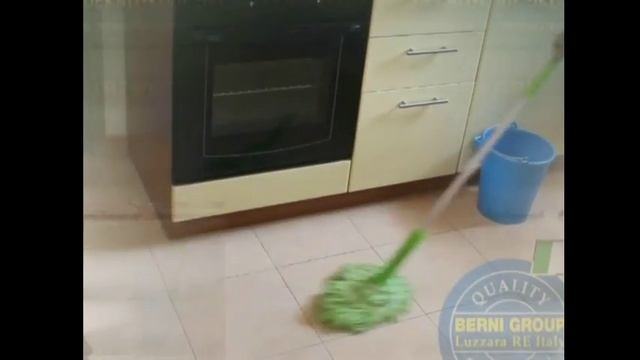 Швабра с отжимом "Ультра+" смотреть онлайн