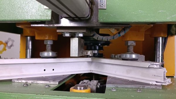 MURAT CA 727 Углозачистной станок для пластиковых окон на две фрезы #obbu.ru