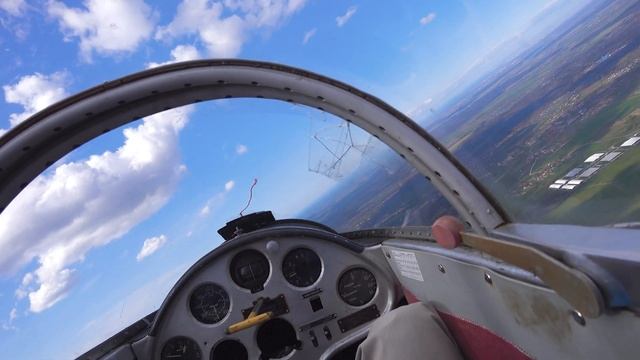 Первый полет на планере в роли пилота! смотреть онлайн