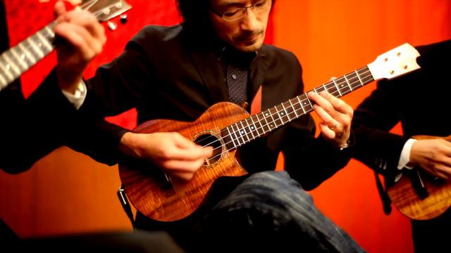 Libertango / ウクレレトリオ feat. Acousphere Toshi, Yohei Aso & Yosuke Hayashimoto смотреть онлайн