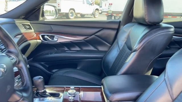 2015 Infiniti Q70 w/Sport Package 941-214-2231 смотреть онлайн