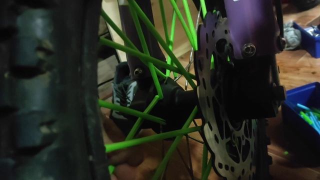 лайфхак как легко надевать накладки на спицы смотреть онлайн