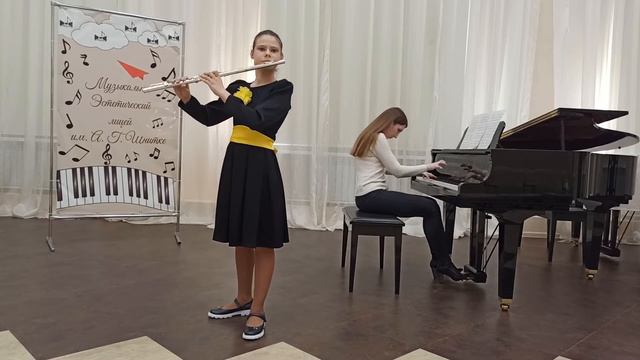 Устинова Татьяна, 12 лет (флейта) МОУ "МЭЛ им. А. Г. Шнитке" смотреть онлайн