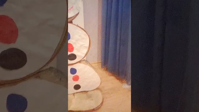 Снеговик из дерева #зимние поделки смотреть онлайн