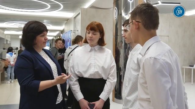 Лучшие вакансии представили работодатели в Тюменском технопарке смотреть онлайн