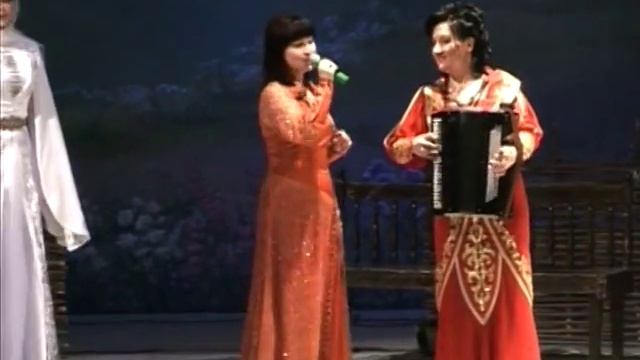 Римма Илурова и Марина Хутугова -"Уый уарзондзинад у" смотреть онлайн
