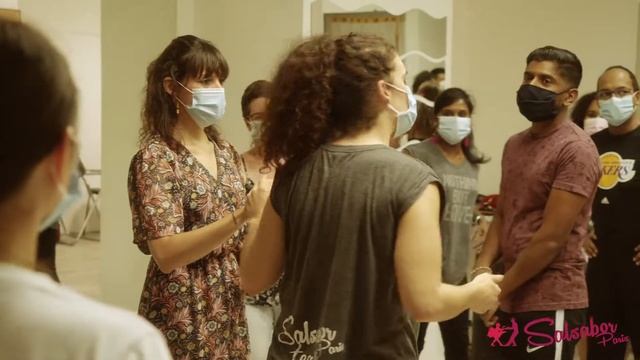 Cours de Kizomba avec Lara Lambada - Salsabor Paris смотреть онлайн