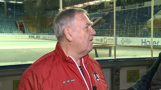Открытая тренировка ХК "Автомобилист" 3.11.2016 смотреть онлайн