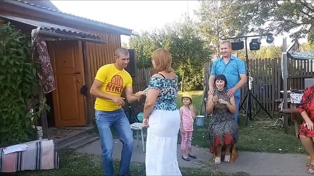 А мы танцуем! смотреть онлайн